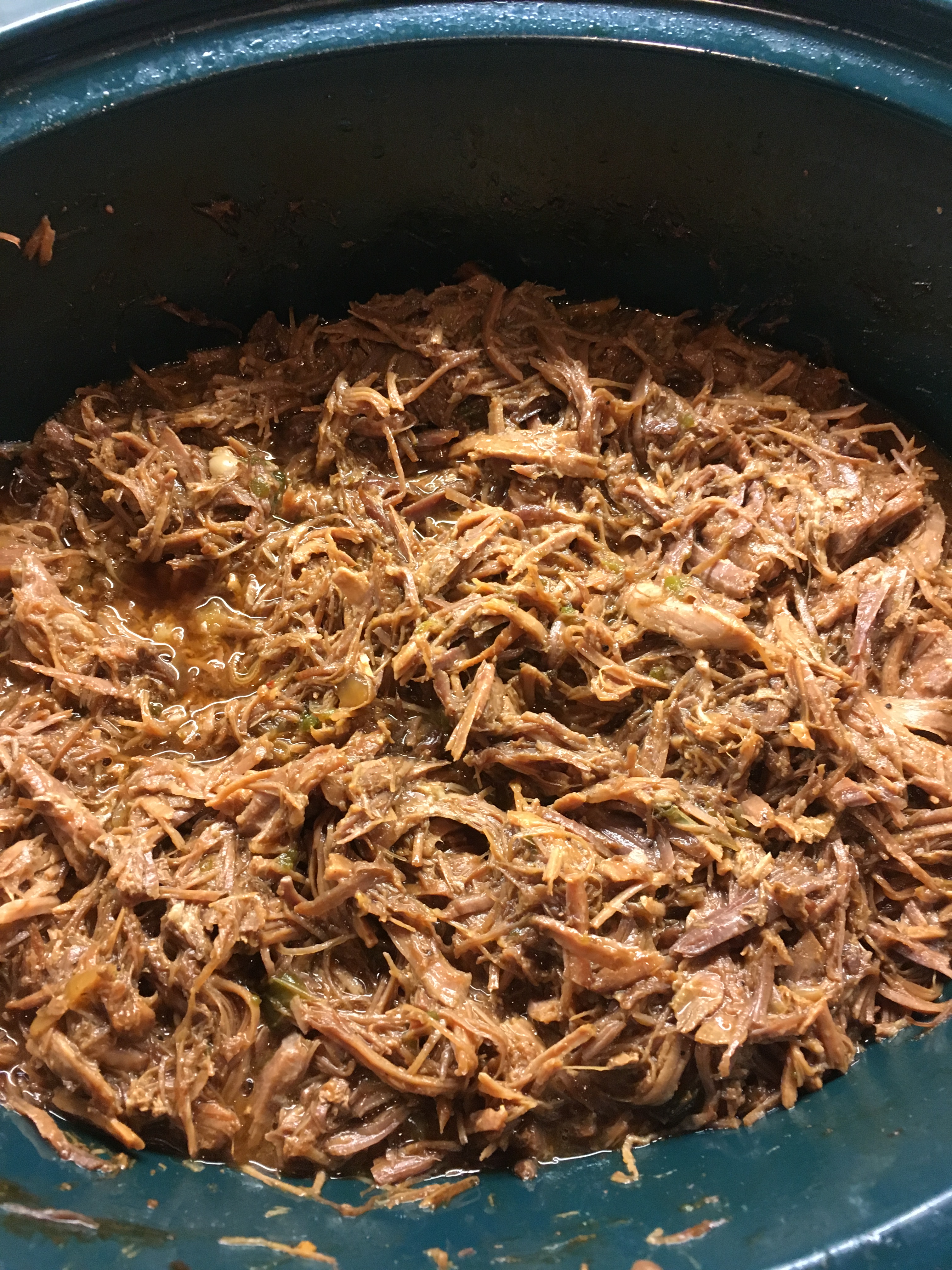 wild-hog-pulled-pork-cross-eyed-bucks-hunting-camp